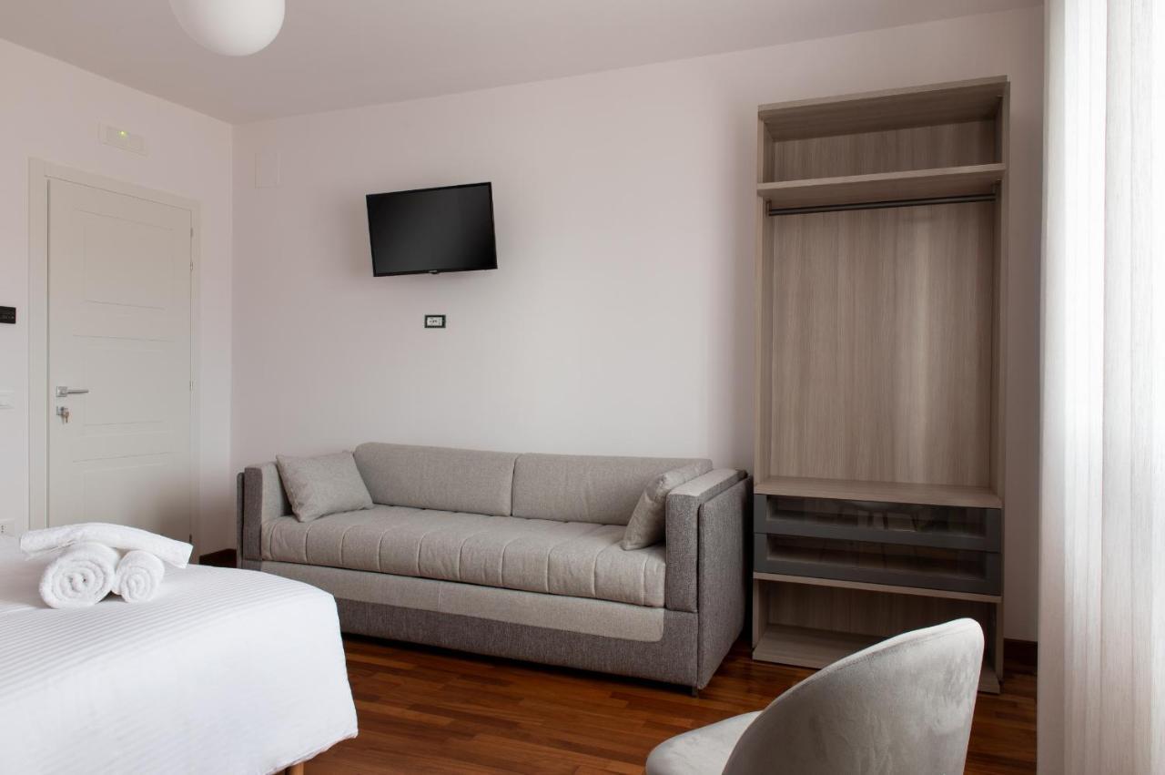 B&B Monna Lisa Rooms Montesano Scalo Ngoại thất bức ảnh